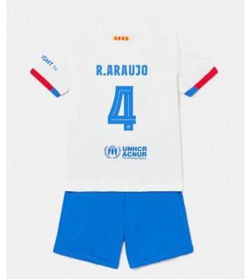 Barcelona Ronald Araujo #4 Segunda Equipación Niños 2023-24 Manga Corta (+ Pantalones cortos)